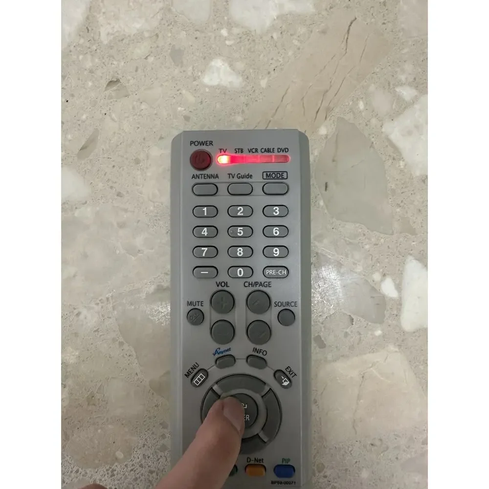 SAMSUNG BP59-00071B BP59-00071 TV REMOTE ORIGINAL - HL-R5667W HL-R5688W TV Guide